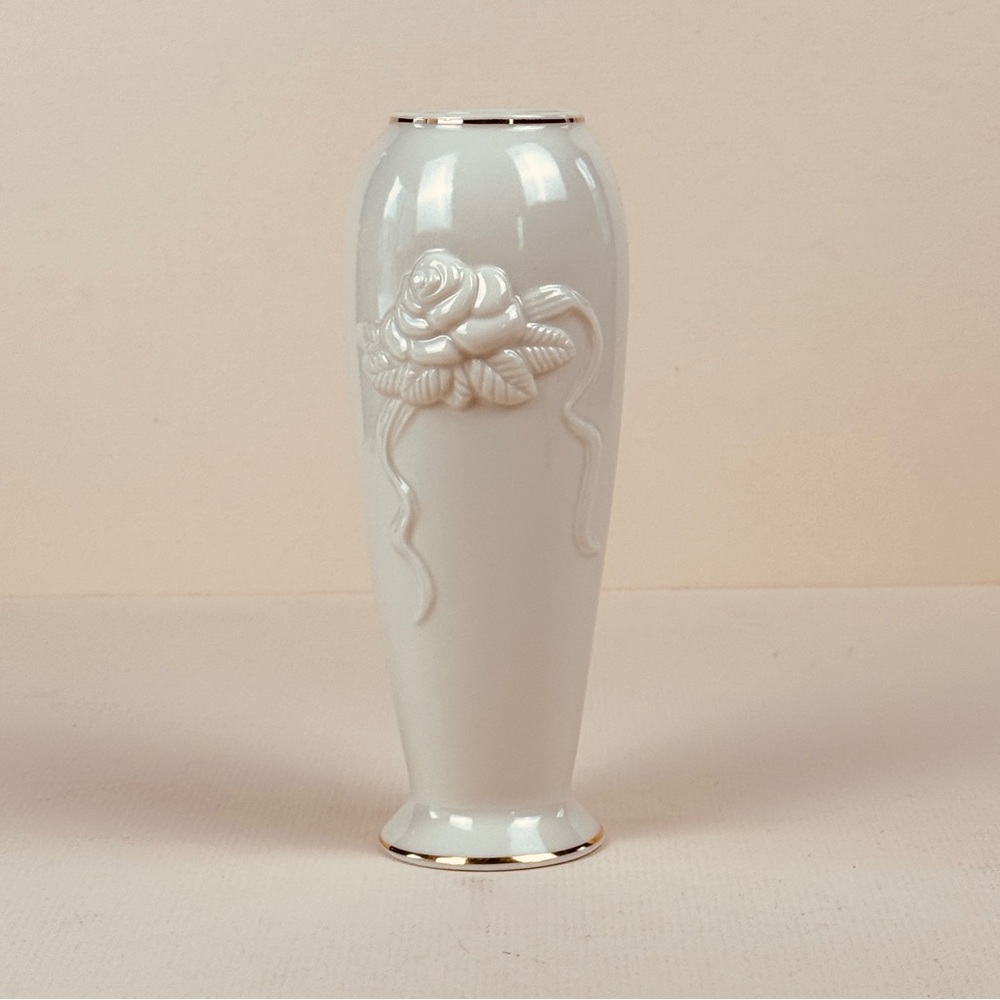 Vintage Lenox Porcelain Embossed Rose Blossom Bud Vase 24K Gold Trim